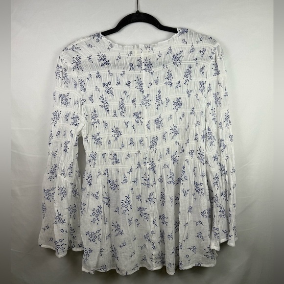 White and Blue Smocked Crew Neck Blouse - Picture 3 of 4
